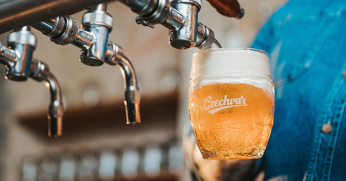 perfect pilsner pour